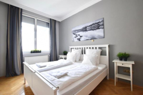 Luxury Apartment by Hi5 - Lovag Suites